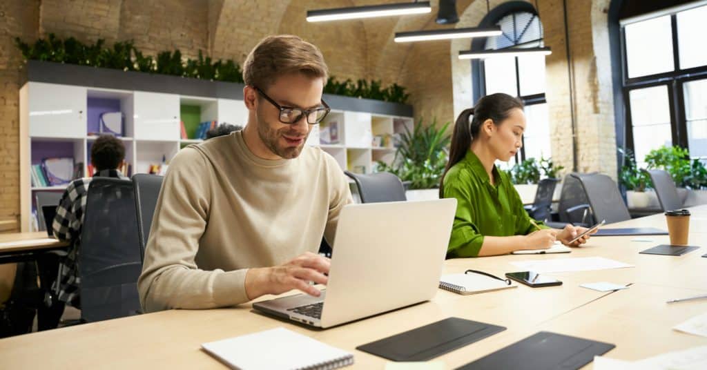 Using Document Management Software