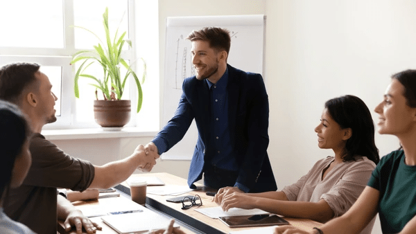 Como expandir uma empresa de gestão de patrimônio usando CRM